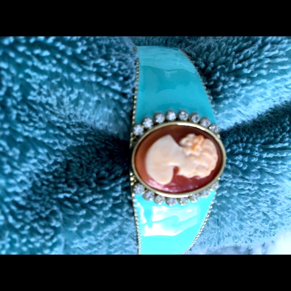 Cameo cuff with matching ring